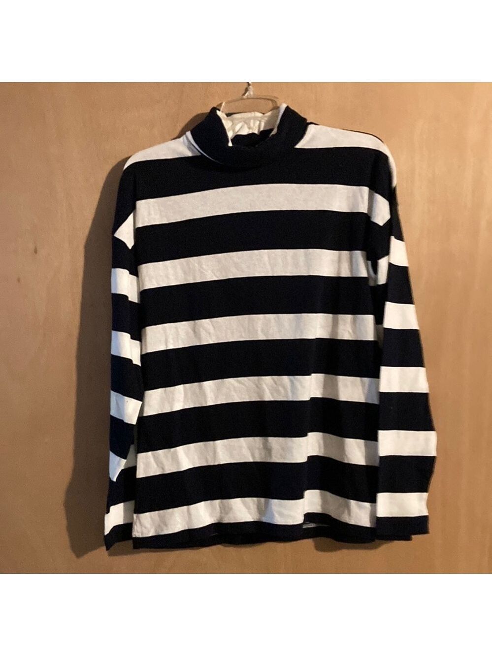 NWT J Crew Women’s Blue and White Striped Top
